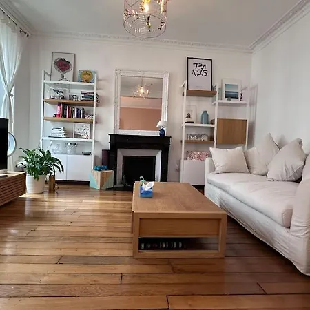 Spacious Faubourg Near Arc De Triomphe Appartement Paris