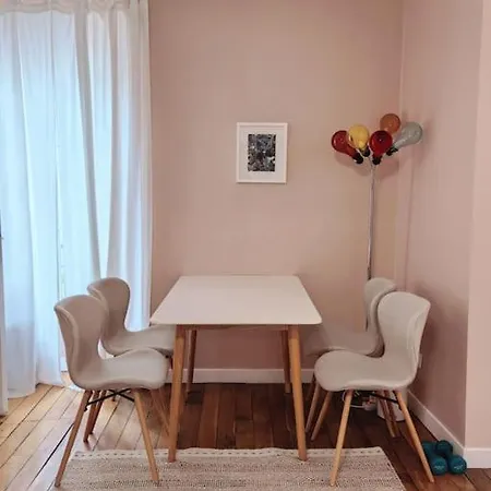 Spacious Faubourg Near Arc De Triomphe * Paris